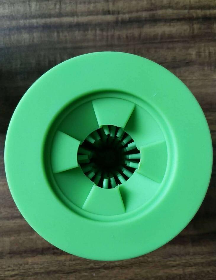 PrettyPaws™ - Silicone Dog Paw Washer Cup